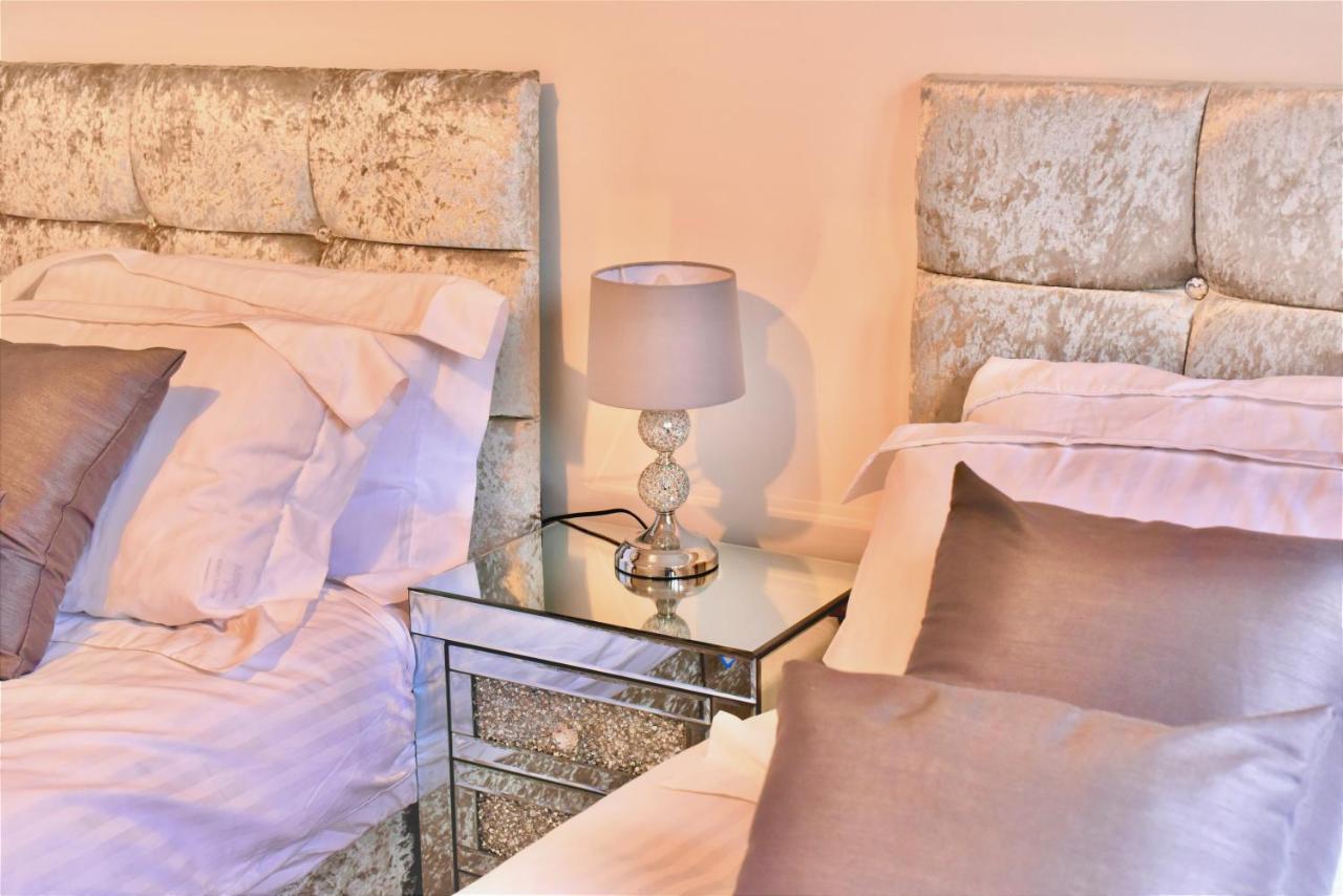 Exec 2Bed 2Bath Serviced Apartment Balcony Parking Μίλτον Κέινς Εξωτερικό φωτογραφία